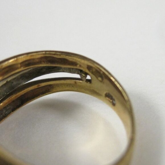 Gold Filled Plated Ring Abstract Modernist Two Tone Wave Design Ring 5 gram - Picture 8 of 10